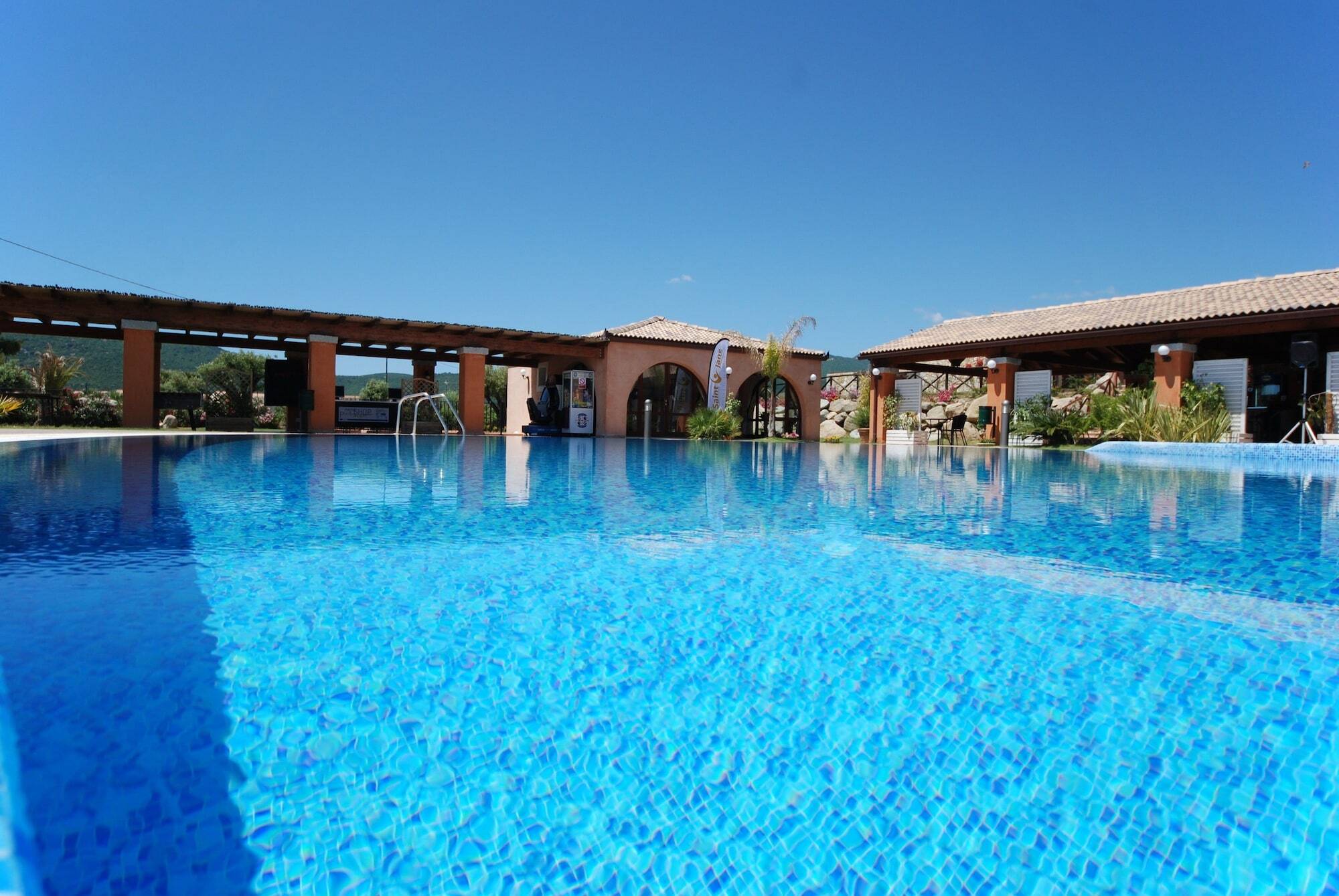 Alma Resort Castiadas Exterior photo